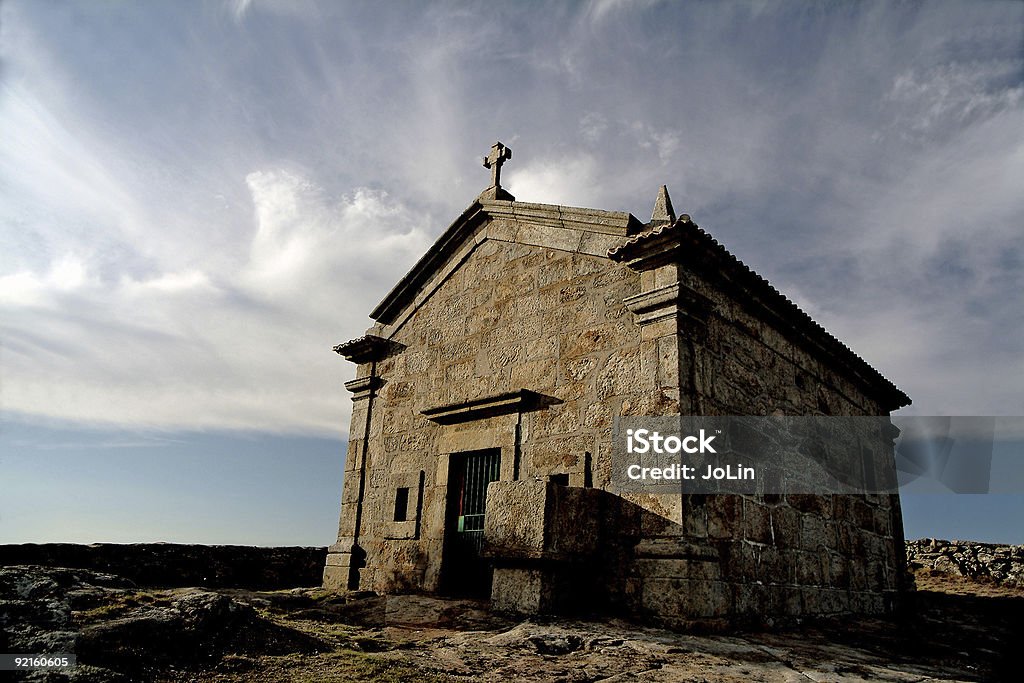 Cappella in montagna - Foto stock royalty-free di Ambientazione esterna