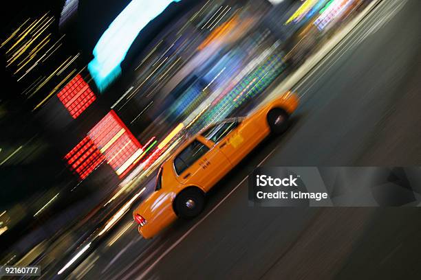 De Nueva York Taxi Foto de stock y más banco de imágenes de Amarillo - Color - Amarillo - Color, Calle, Ciudad