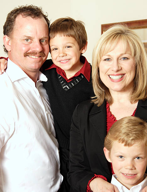istock family scenes - mom dad children 92161065