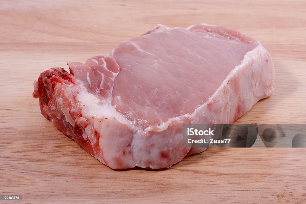 Porco crua fresca na mesa - Royalty-free Alimentação Saudável Foto de stock