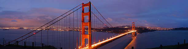 golden gate-brücke in der abenddämmerung - golden gate bridge bridge weather california stock-fotos und bilder