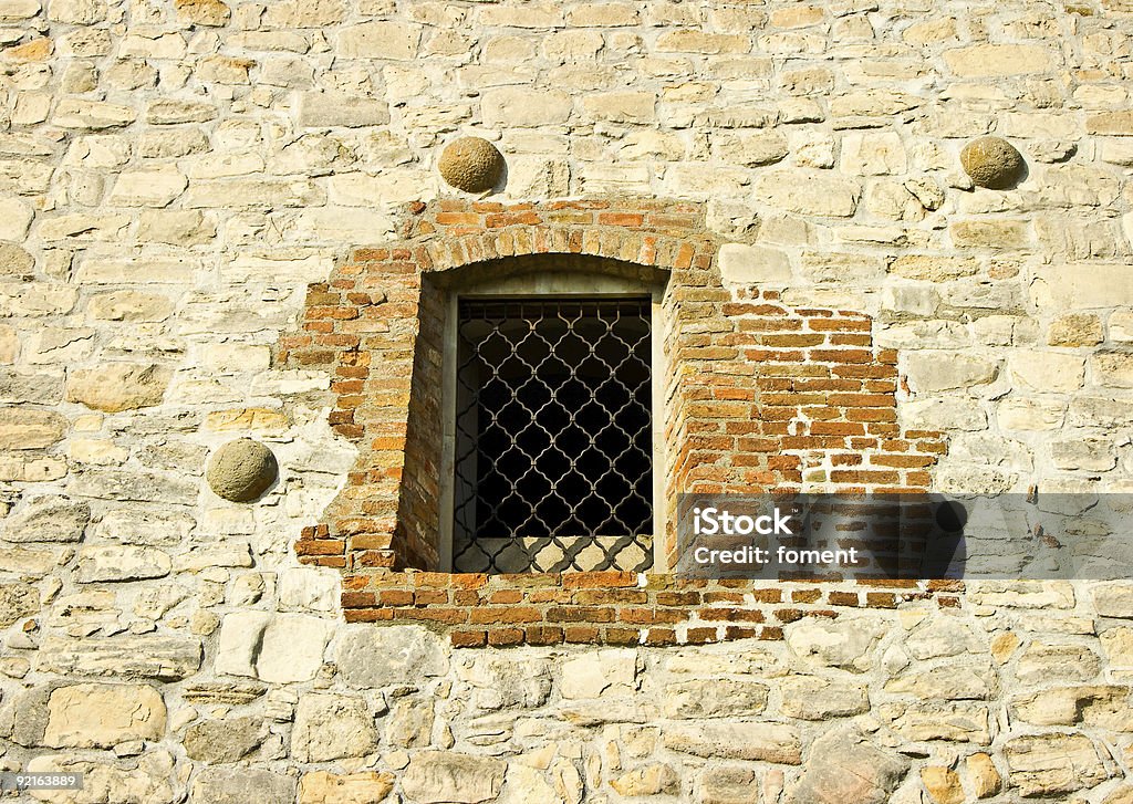 Antica finestra - Foto stock royalty-free di Antico - Condizione