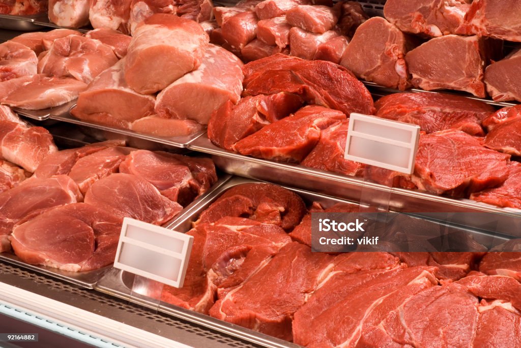 Assortiment de viande au butcher shop - Photo de Horizontal libre de droits
