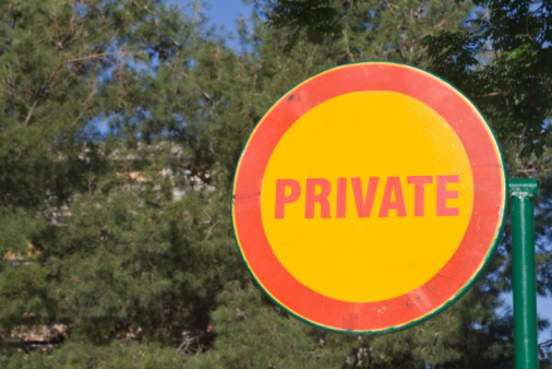 Road sign with the word PRIVATE