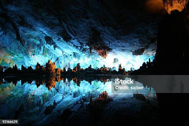 Foto de Estalactite Caverna De e mais fotos de stock de Amarelo - Amarelo, Azul, Azul Turquesa