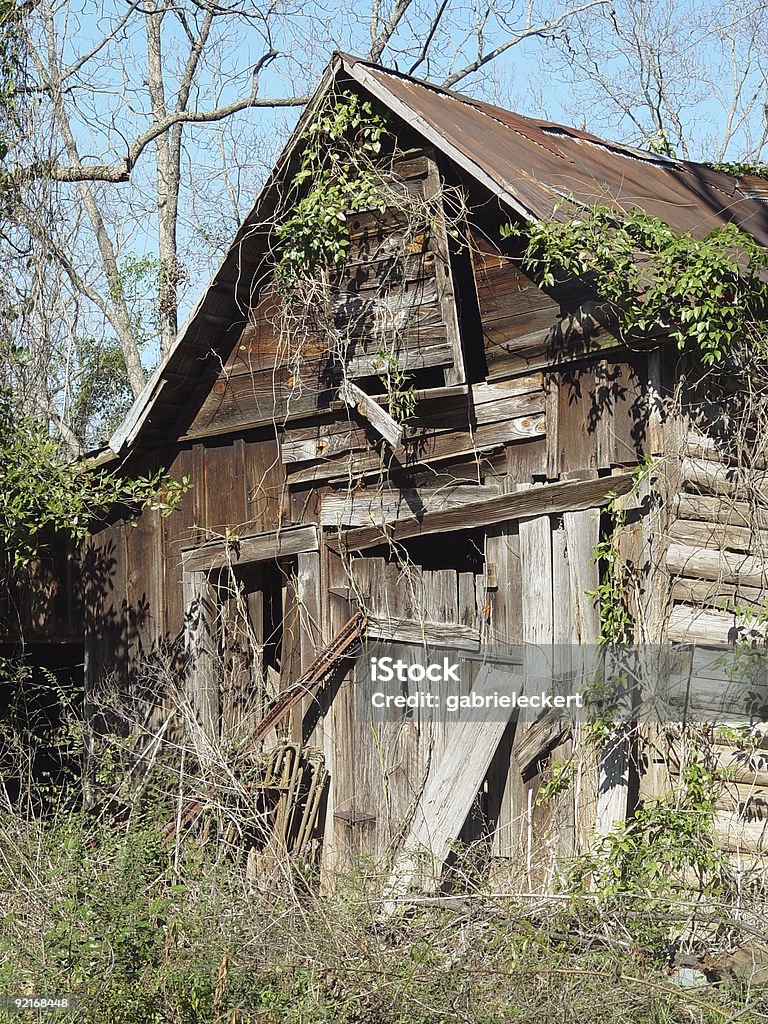 Abbandonato Barn - Foto stock royalty-free di Abbandonato