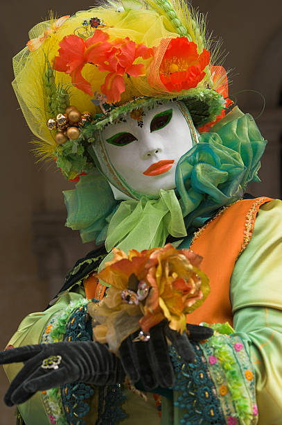 美しい女性のベニスのカーニバルマスク(xxl - mythology venice italy carnival mask ストックフォトと画像