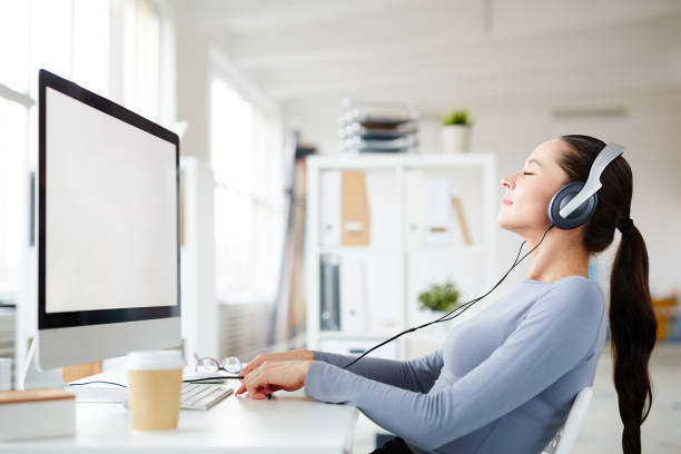 istock Sounds of relax 921725218