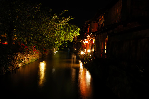 Peaceful riverscape with traditonal Japanese houses in Kyoto/Japan