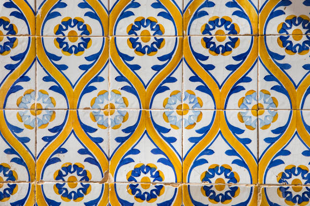 istock Tiled Wall in Portugal 921794176