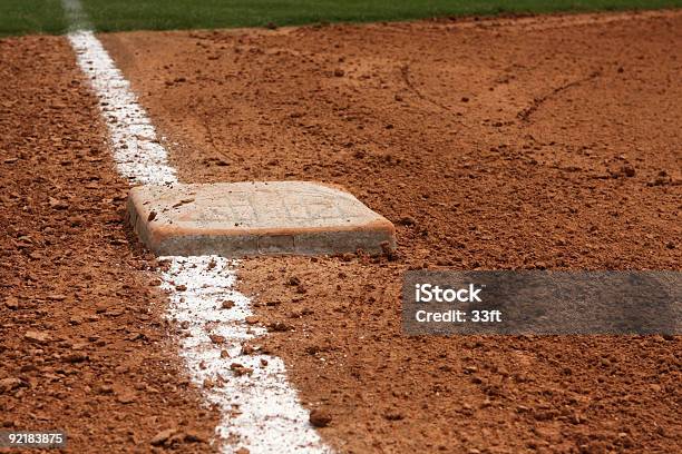 Photo libre de droit de Terrain De Baseball À Base De Tiers banque d'images et plus d'images libres de droit de Base de base-ball - Base de base-ball, Baseball, Sac