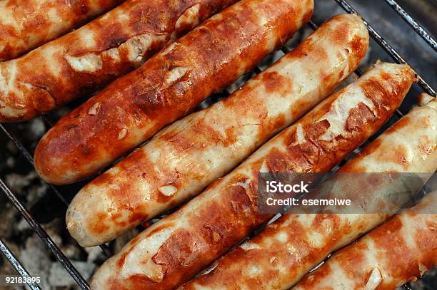 Barbecue - zdjęcia stockowe i więcej obrazów Bratwurst - Bratwurst, Grillowany, Barbecue