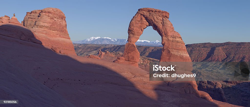 Delicate Arch XXLarge Panarama - Foto stock royalty-free di Ambientazione esterna