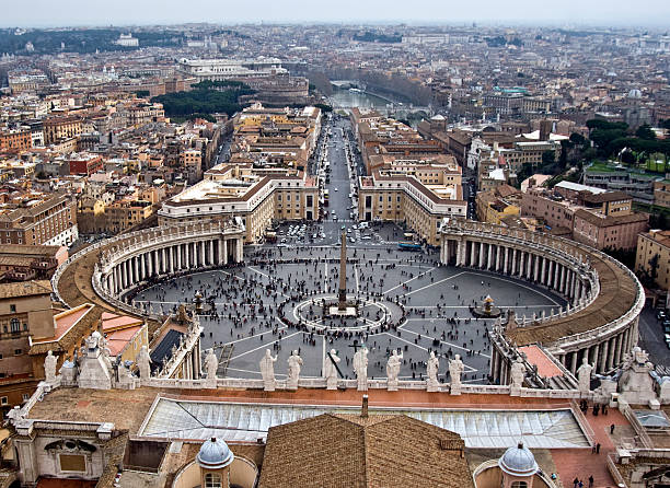 istock Looking down to the St Peter's square 92185290