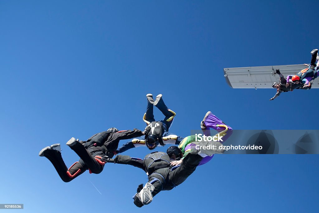 のロイヤリティフリーストックフォト。チームワーク-6 skydivers - ジャンプするのロイヤリティフリーストックフォト