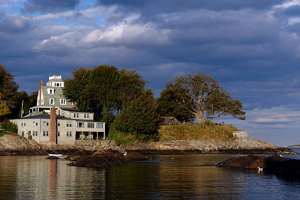 istock Dramatically lit house on the coast in historic marblehead massa 92186838