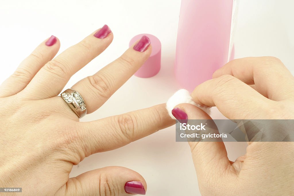 Лак для ногтей remover - Стоковые фото Ноготь на руке роялти-фри