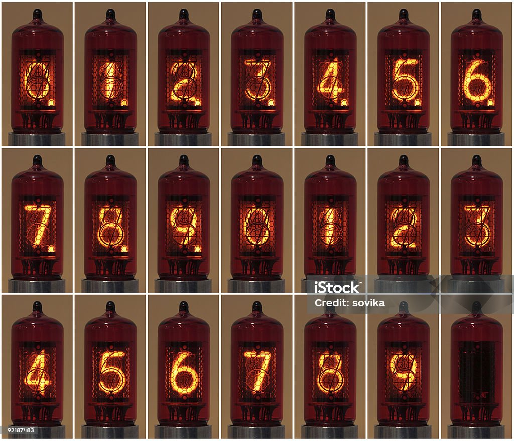 Nixie numeri con decimali - Foto stock royalty-free di Tubo