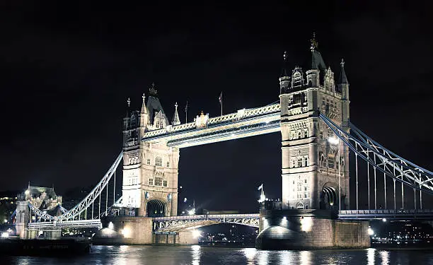 Photo of Tower bridge at night