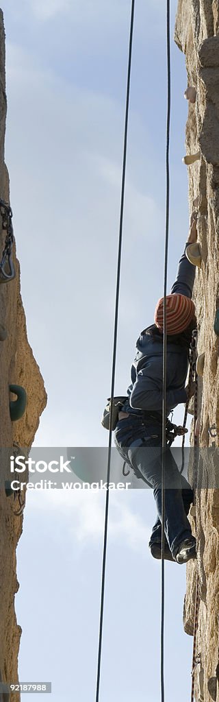 Escalade entre - Photo de Activité de loisirs libre de droits