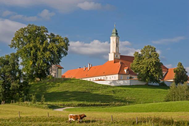 reutberg - monastère bavarois supérieur - bad tölz wolfratshausen photos et images de collection