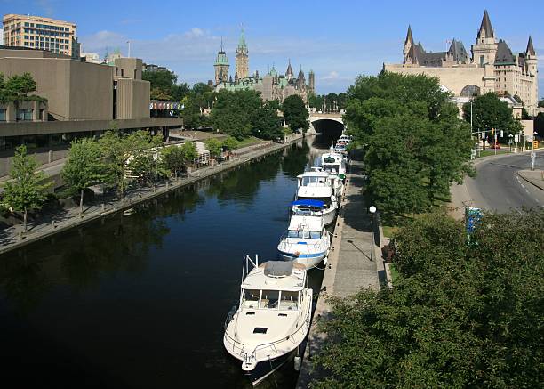 istock Rideau Canal in Downtown Ottawa 92191180