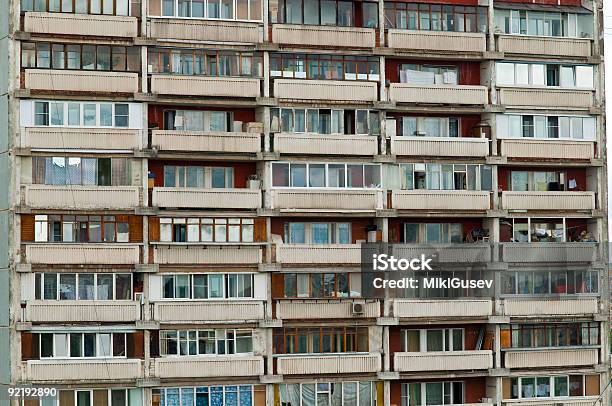 Stadtrand House Balkon Stockfoto und mehr Bilder von Balkon - Balkon, Profil, Architektur