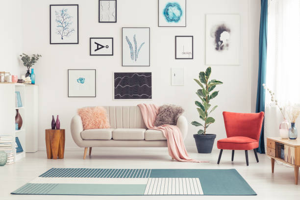 colorido de la sala de estar - living room blue sofa carpet fotografías e imágenes de stock