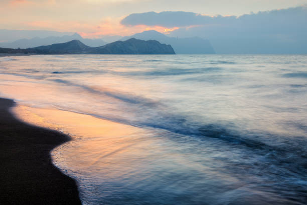 istock Picturesque seascape on beauty seacost. 921987524