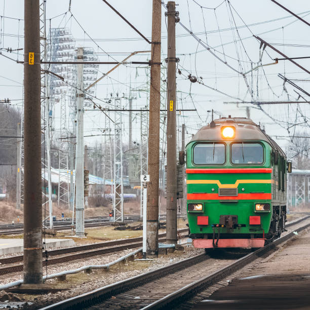 istock Green diesel locomotive 921991834