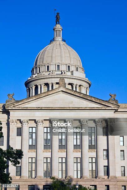 Capitólio Do Estado De Oklahoma - Fotografias de stock e mais imagens de Edifício do Parlamento - Edifício do Parlamento, Oklahoma, Ao Ar Livre