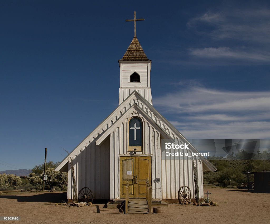 Pequeña Iglesia En El Desierto Cerca Del Museo Dutchman Mina Foto de stock  y más banco de imágenes de Arizona - iStock