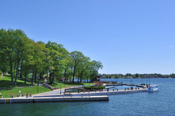 istock Saint Lawrence river and the Thousand Islands 922056220