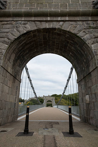 wellington pont suspendu à aberdeen, royaume-uni-hall d'entrée - aberdeen dee river scotland uk photos et images de collection