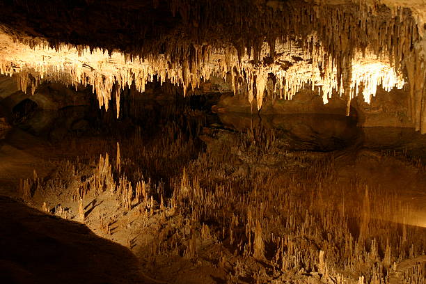 istock Cavern, Luray Cave, Shenandoah National Park, Virginia 92207763