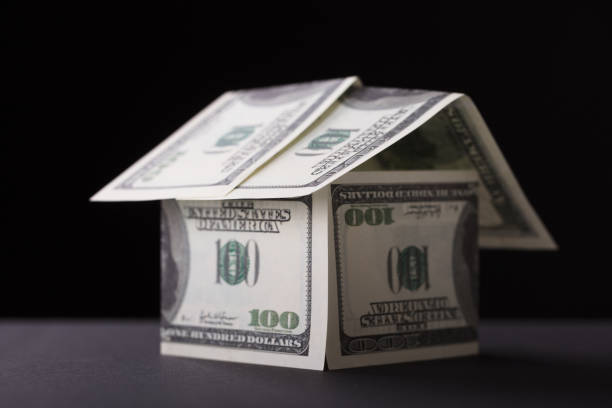 istock House Made Up Of Banknote 922108604