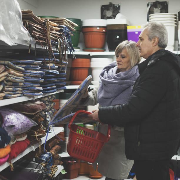 istock House Goods Shopping 922111992