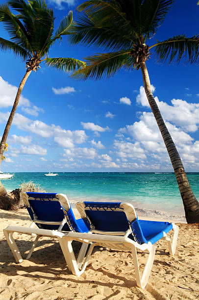 istock Sandy beach of tropical resort 92213125