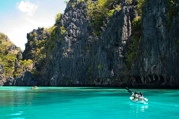 istock el nido kayak adventure holiday philippines 92213599