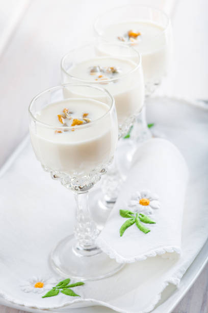 istock White asparagus creamy soup with cockles 922146596