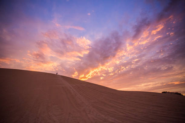 istock Dramatic Pink Sky in South Australia 922162608