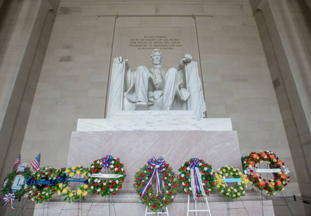 istock Lincoln Memorial in Washington, DC 922176912