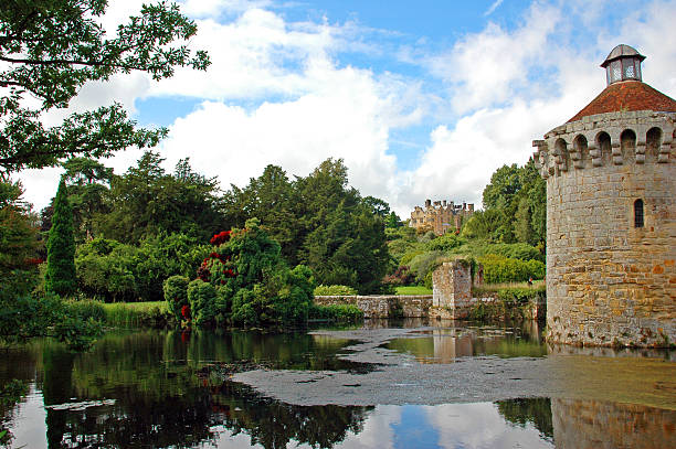 castillo scotney, lamberhurst, kent - scotney castle fotografías e imágenes de stock
