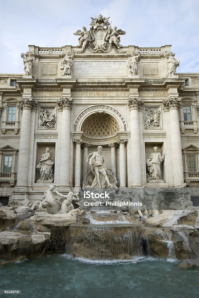 La Fontana di Trevi-Roma - Foto stock royalty-free di Acqua