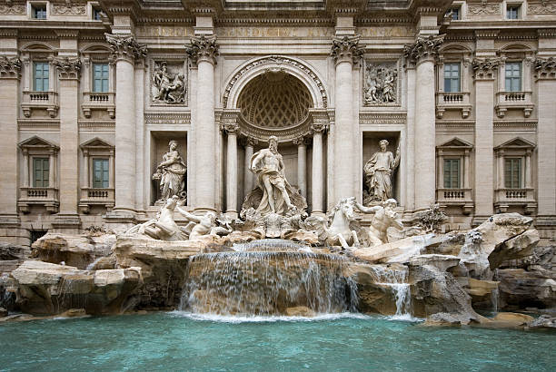 istock The Trevi Fountain - Rome 92225869
