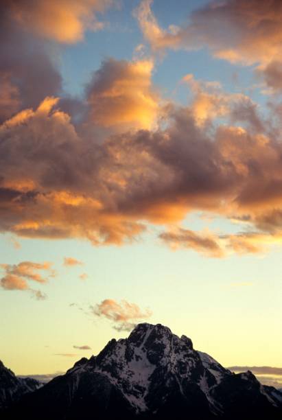 istock Grand Tetons Mount Moran sunset 922279660