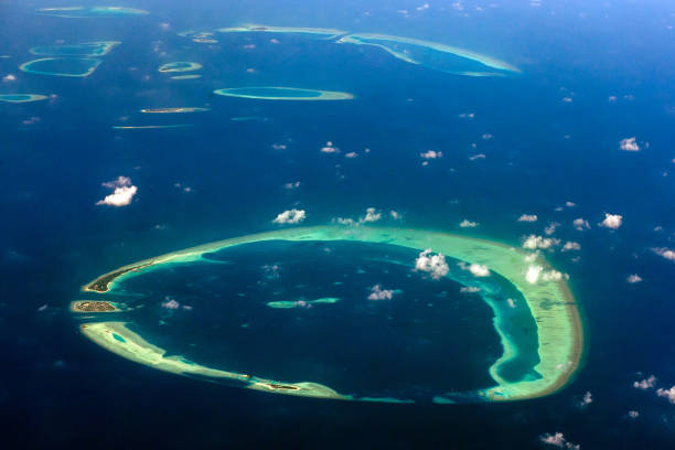 istock Maldives atoll aerial view panorama landscape 922286066