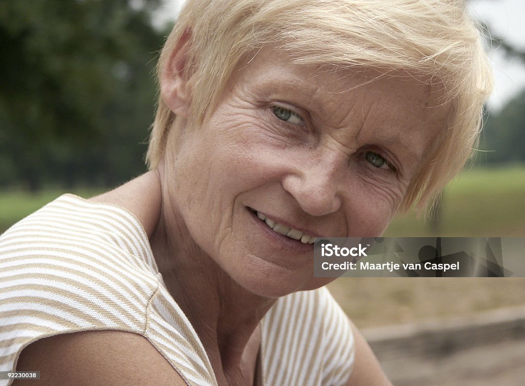 Só Uma Mulher - Foto de stock de Adulto royalty-free