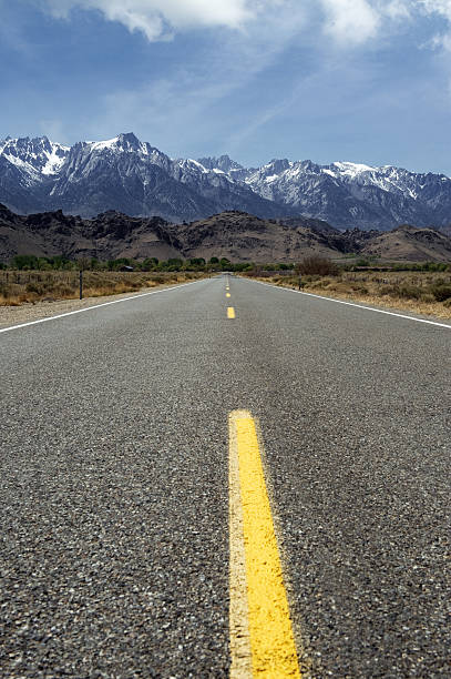 istock Road to Mt.Whitney 92230886