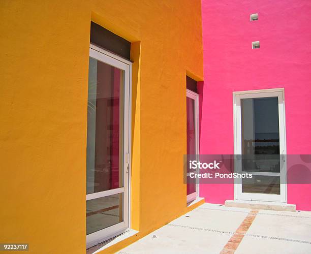 トロピカルリゾートのエントランスのドア - メキシコのストックフォトや画像を多数ご用意 - メキシコ, 壁, 屋外